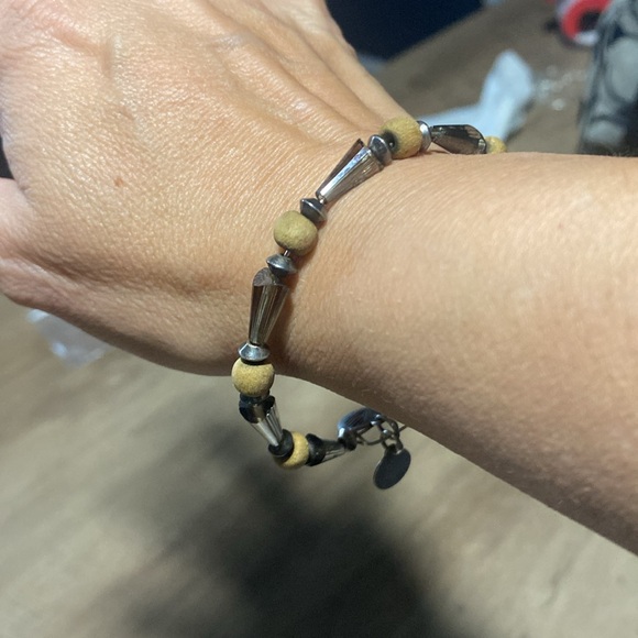 Alex and Ani Bracelet Bundle Set of 4 - Picture 16 of 16